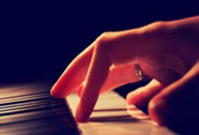 直播平台-巴西逆转荷兰,哈里·凯恩关键制胜:足球场上的巅峰对决